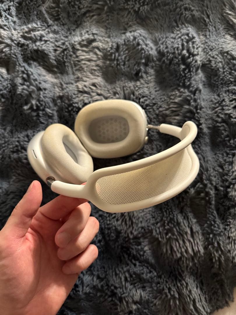 ヘッドホン AirPods Pro max - white