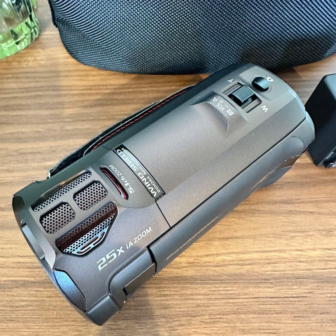 Panasonic HC-WX995M 4Kビデオカメラ　新品　バッテリー2個付