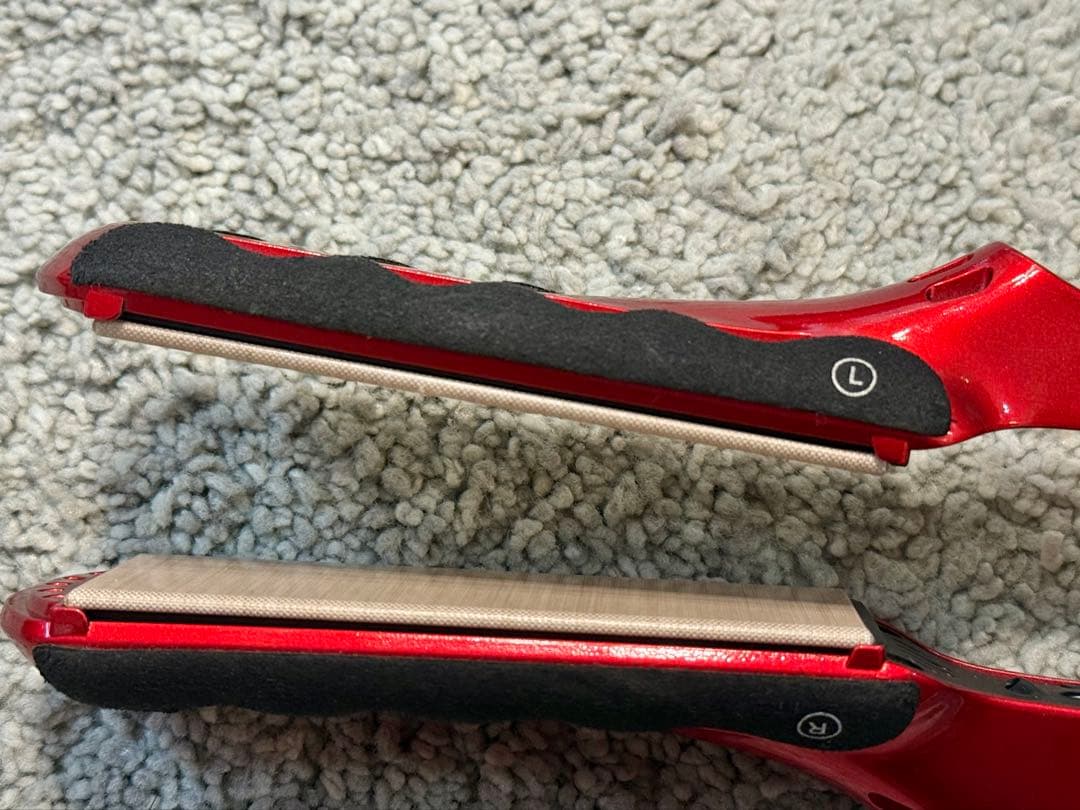 ラディアント　ストレート　ヘアアイロン