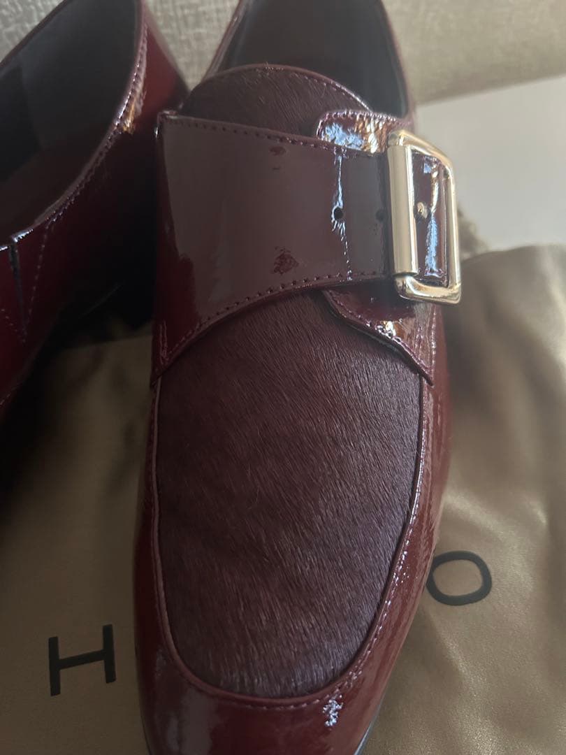 ケイ　新品未使用★卑弥呼（ヒミコ）エナメルバックル付きローファー24.5