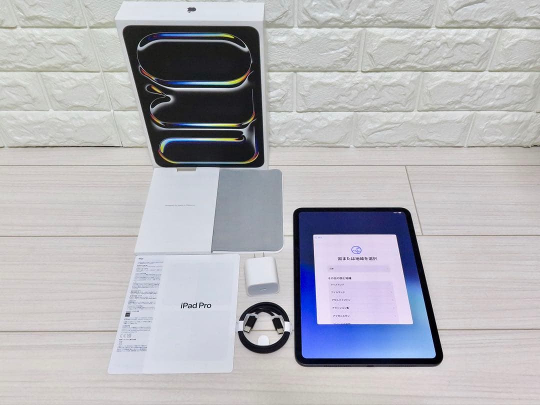 M4 iPadPro 11インチ 1TB MWR63J/A スペースブラック