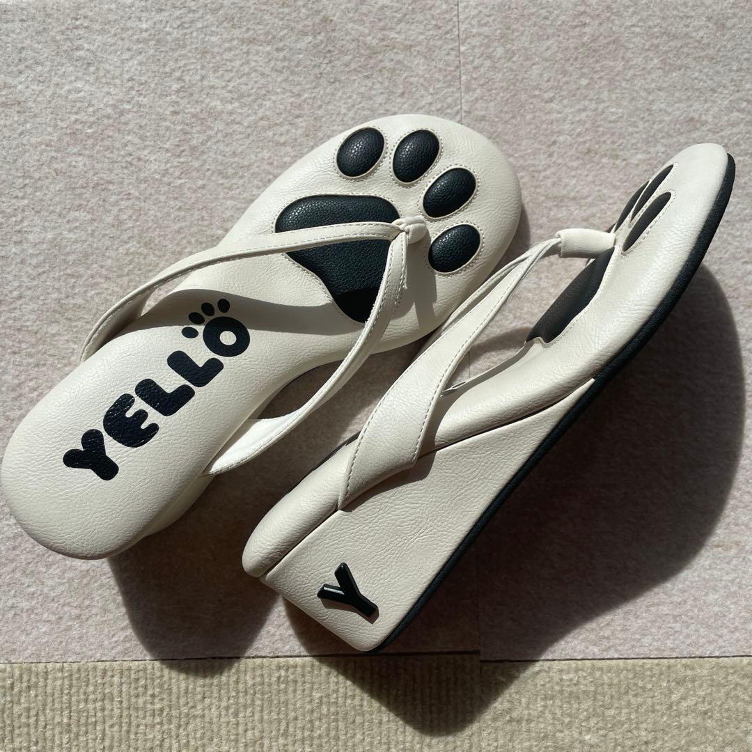 YELLO ANGELIC TONGS SANDALS M 新品