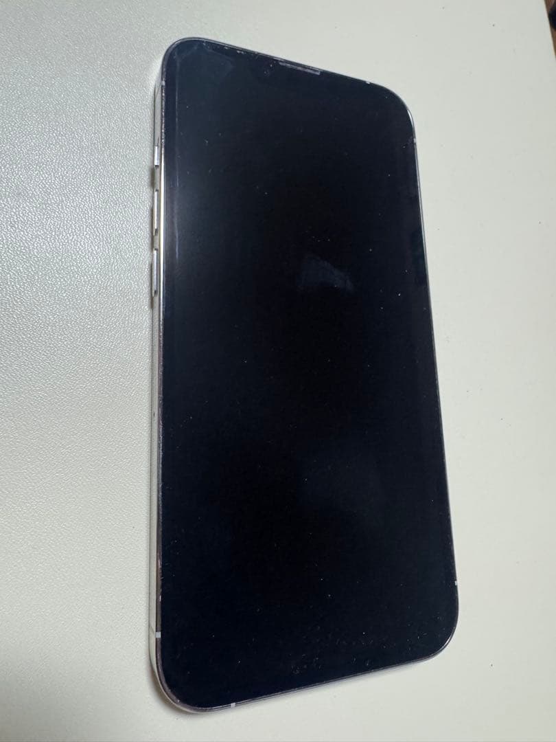 美品　iPhone13pro 256GB SIMフリーホワイト