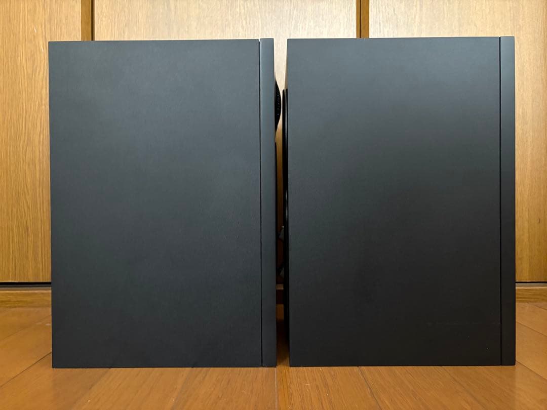 Bowers & Wilkins / B&W 607 マットブラック スピーカー