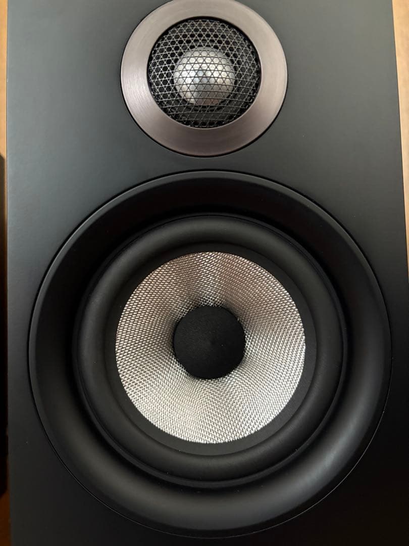 Bowers & Wilkins / B&W 607 マットブラック スピーカー