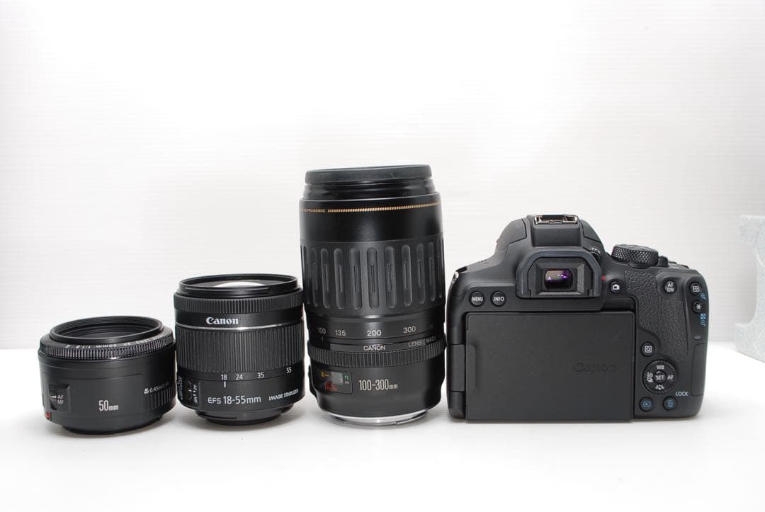 ⭐️Saku＊⭐️Canon kiss X10i トリプルレンズセット