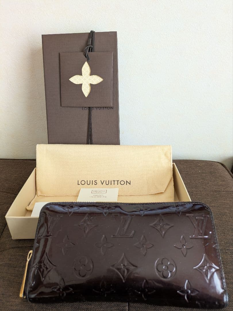 は*ん様 ハ*シ様 ヴィトン アマラント ウォレット ヴェルニ モノグラム　美品