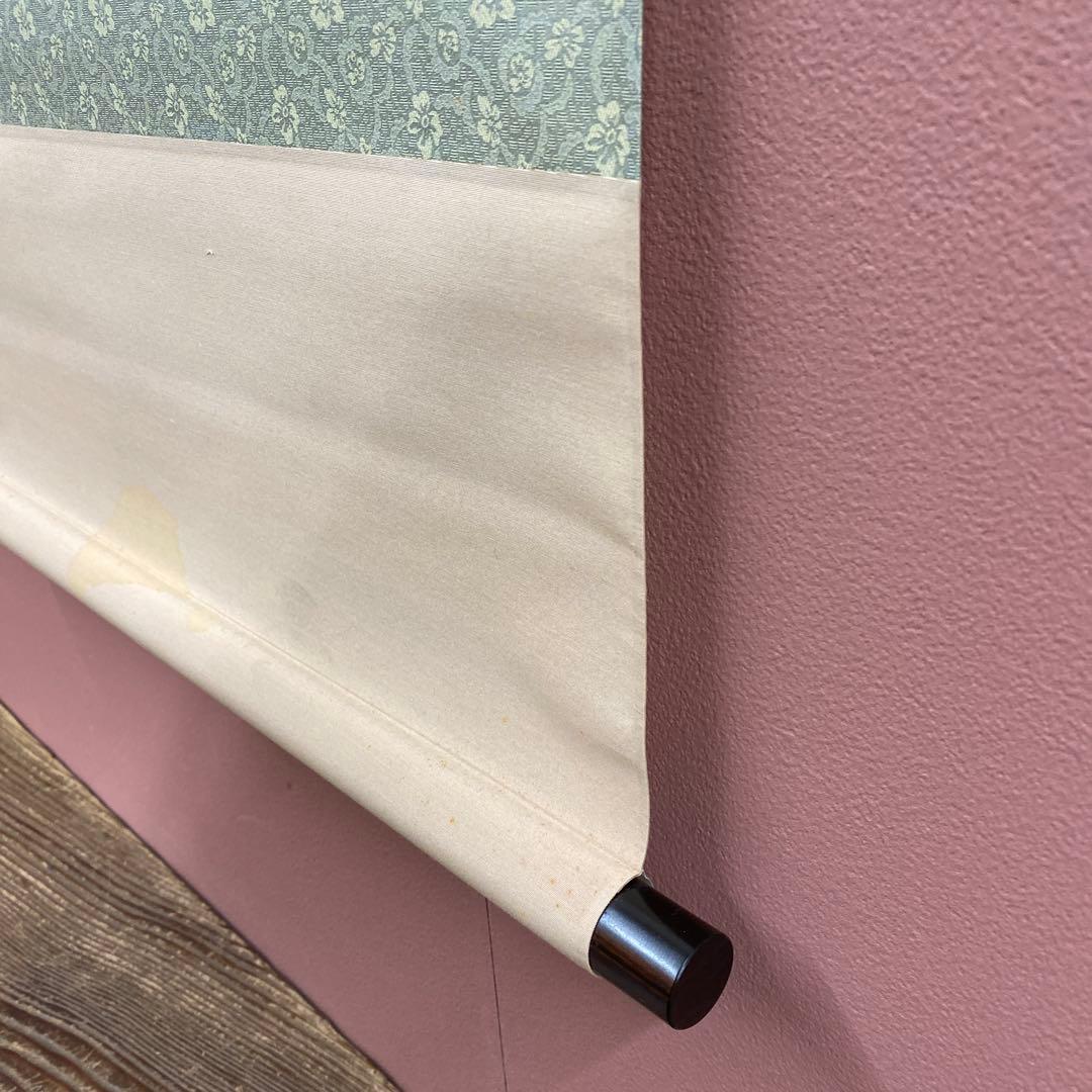 美品 掛け軸 刺繍 瀧本金箔 赤富士図 縁起物 正月掛け 厄除け