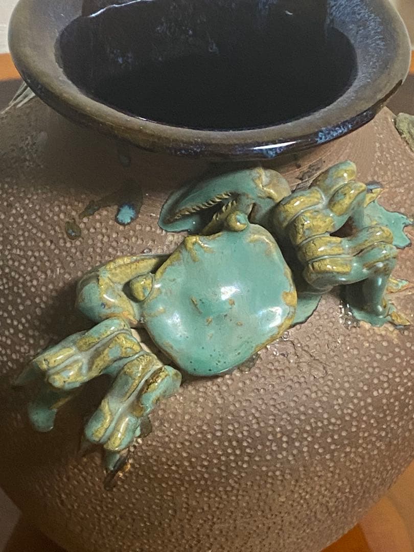 琉球　沖縄　【故】島常賀　蟹文壺　カニシーサー 名工　ヤチムン　やちむん　壺屋焼