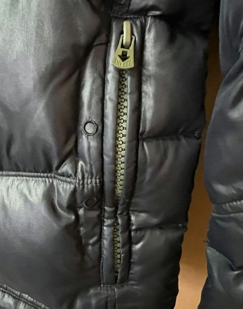 ペー 春前値下げ中 DIESEL ダウンジャケット ダウン70%フェザー
