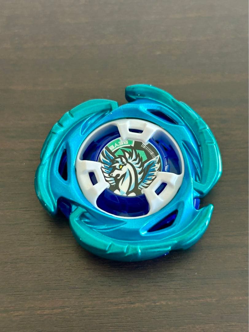 エアロペガサス3-70A ベイブレード