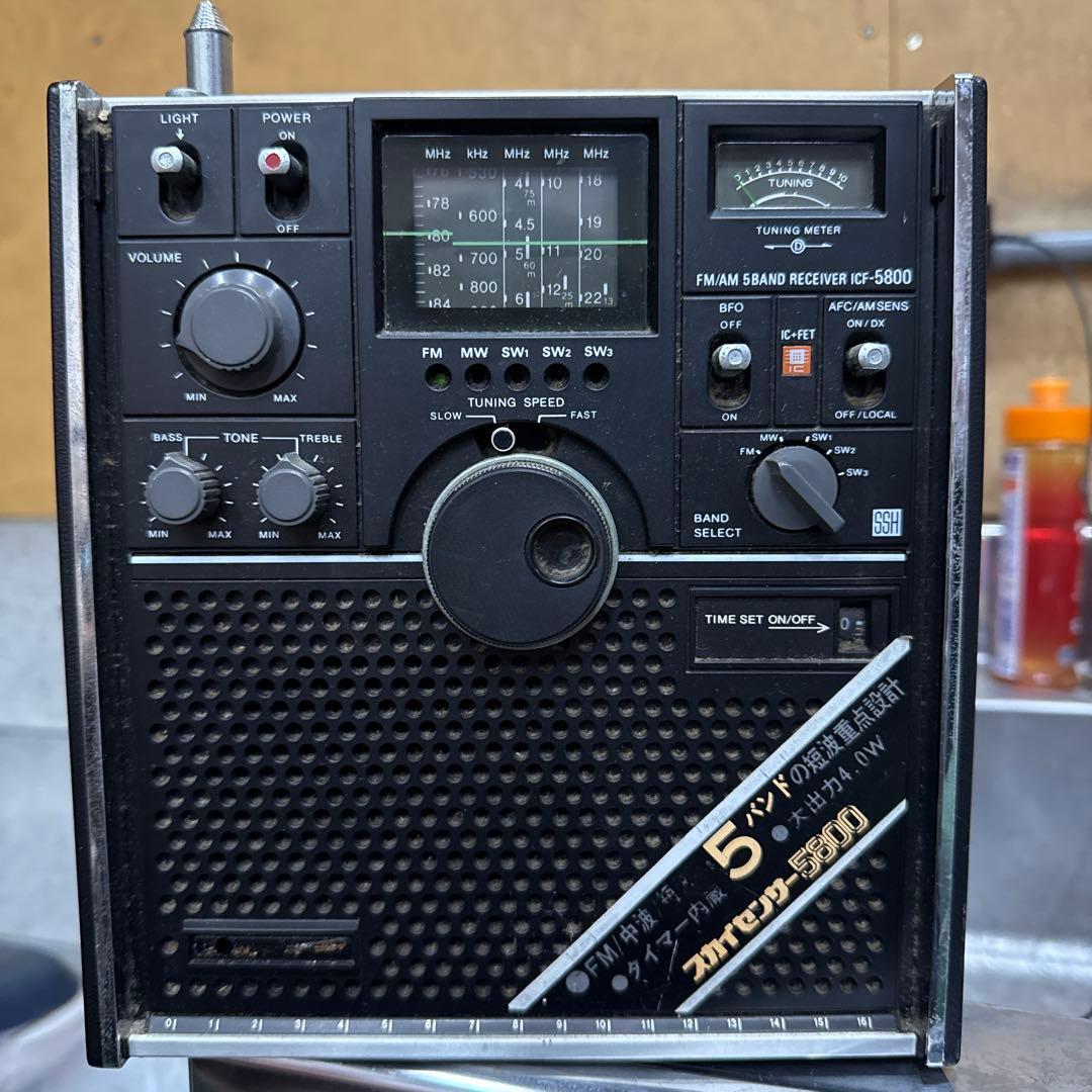 ジャンク品　SONY BCLラジオ スカイセンサー 5800 ACアダプター付き