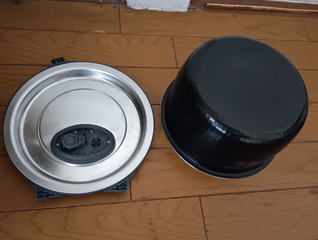 23年製❗パナソニック、圧力IH炊飯器(5.5合炊き）