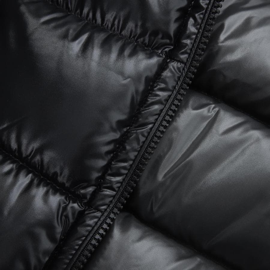 けんごろう様用　MONCLER Bormes ダウンベスト TG3　黒色 L