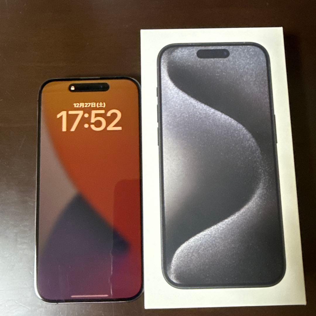 iPhone 15 Pro ブラック 本体