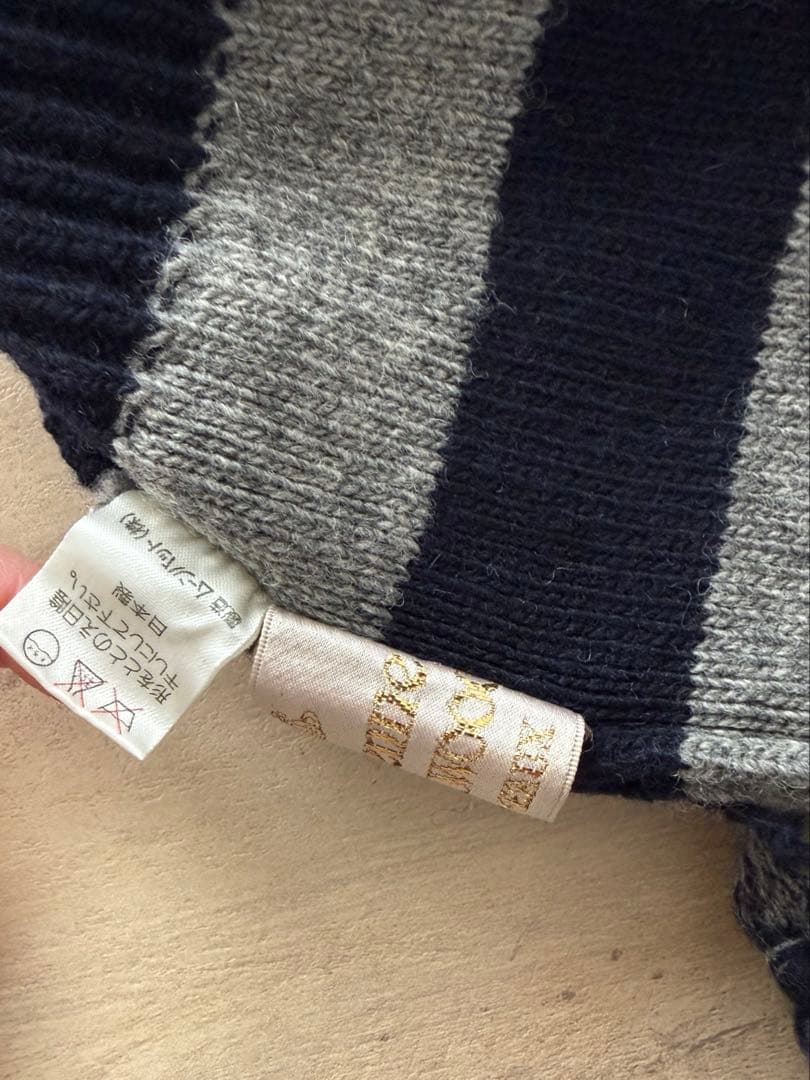 ス*カ様 ヴィヴィアンウエストウッド 耳あて付きニット帽 ネイビーグレー