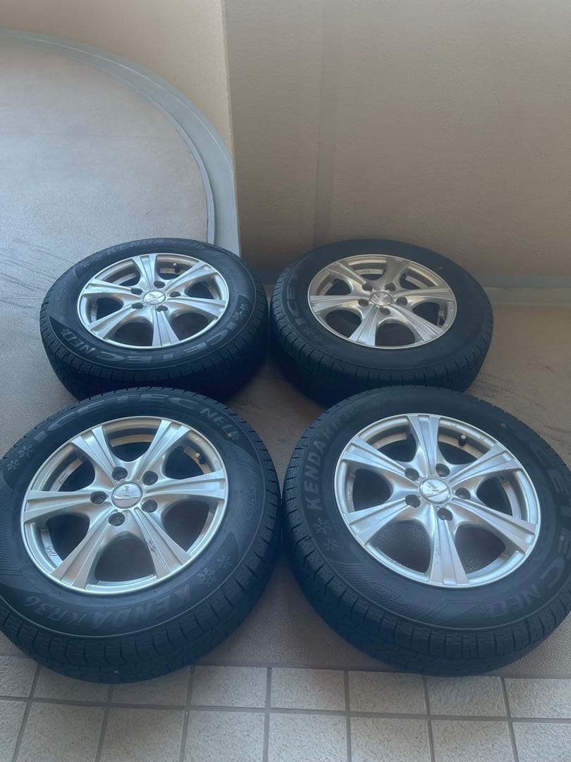 KENDA スタッドレスタイヤ195/65R15インチ