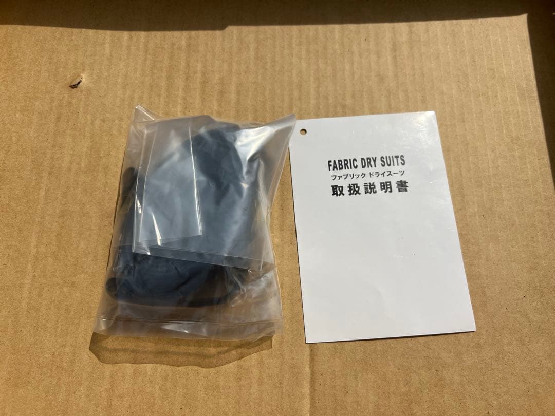 Mobby's ドライスーツ　新品未使用