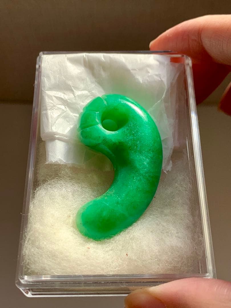 古墳期　出土　ろうかん糸魚川翡翠勾玉　縄文　弥生　石器　大珠　根付　土器　化石