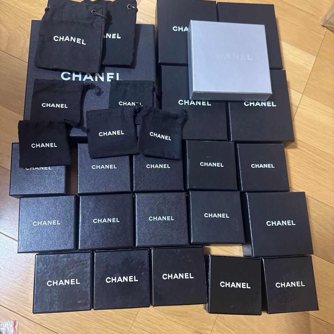CHANEL シャネル　空箱　アクセサリーボックス　21箱　まとめ売り