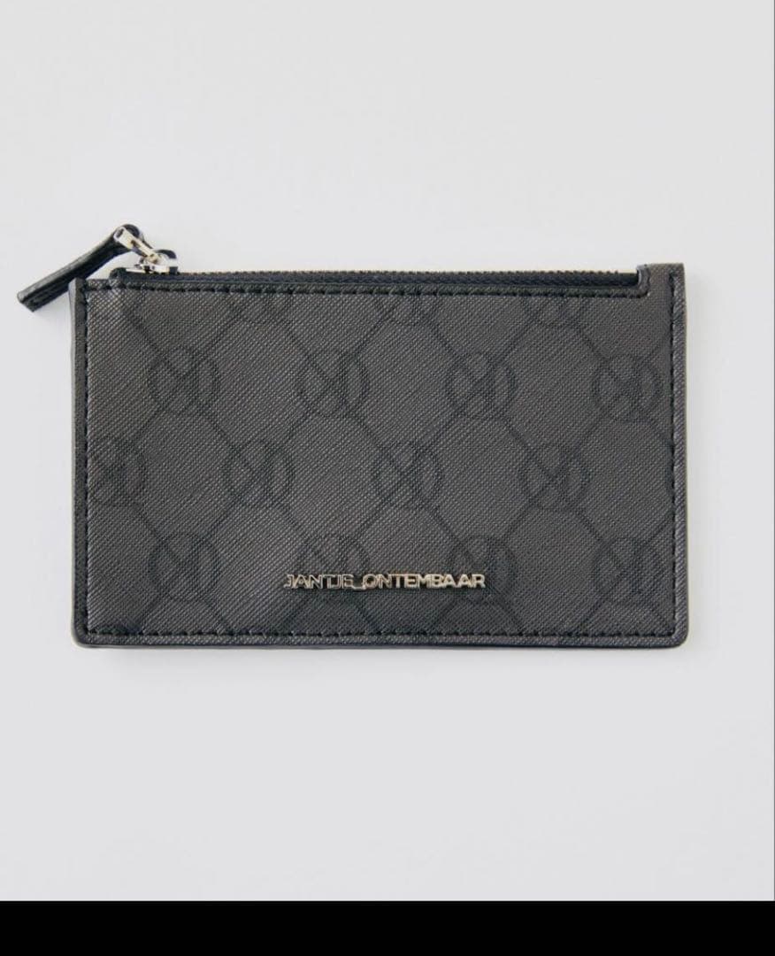 ヤンチェオンテンバール　ケース モノグラム　新品