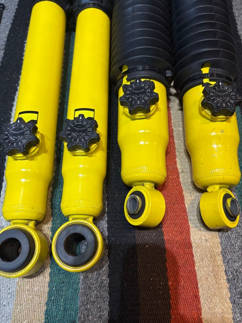 FLEXオリジナルコンプリートショック　KYB製