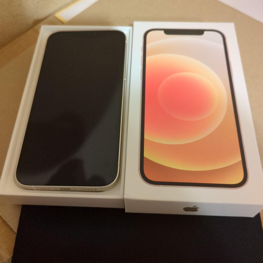 アイフォン12　iPhone12　ホワイト　美品　箱付き　６４ＧＢ　SIMフリー