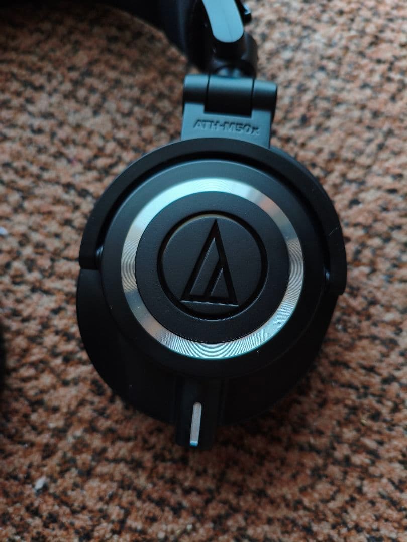 ヘッドホン audio-technica ATH-M50x