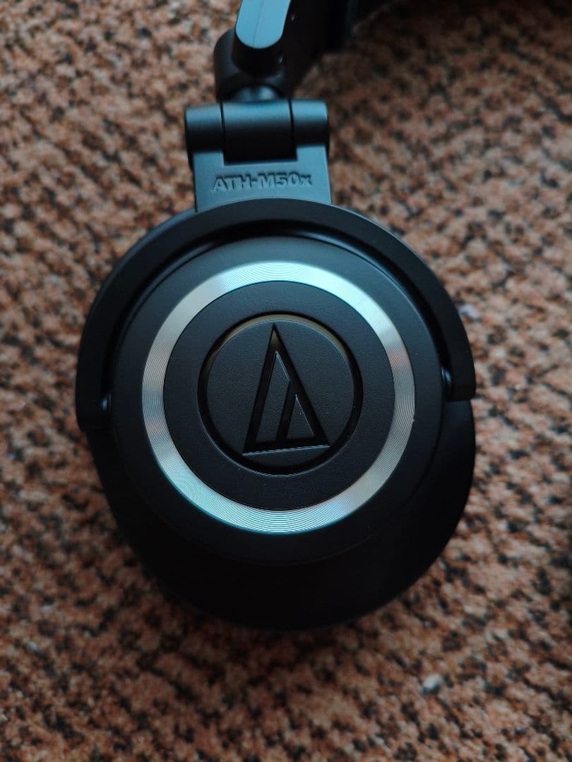 ヘッドホン audio-technica ATH-M50x