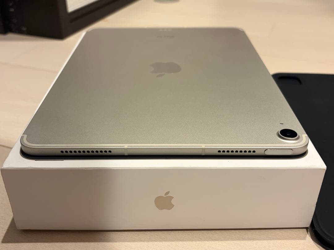 超美品iPad Air(M2) 11インチ Wi-Fi + セルラー 128GB