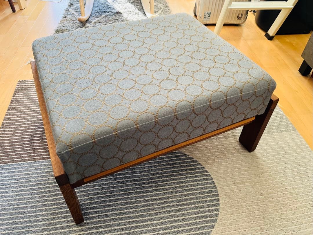 ハンス・J・ウェグナー　オットマン ゲタマ社製 ミナペルホネン　デンマーク北欧