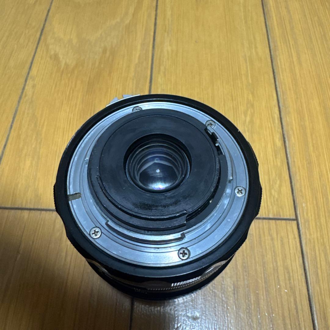 Nikon Fisheye-NIKKOR AUTO 16mm F3.5 魚眼