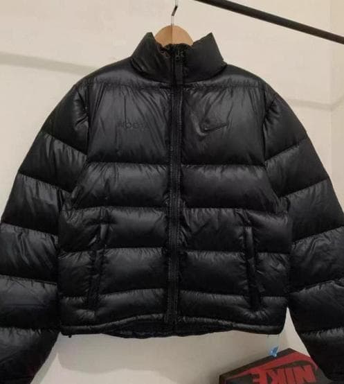 《人気》Nike NOCTA ブラック ダウンジャケット