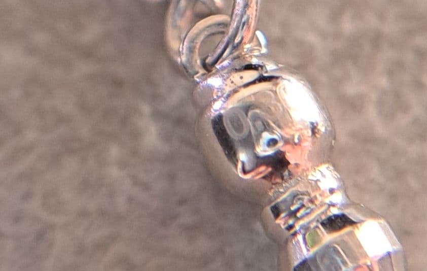 K18WG エメラルドバングル