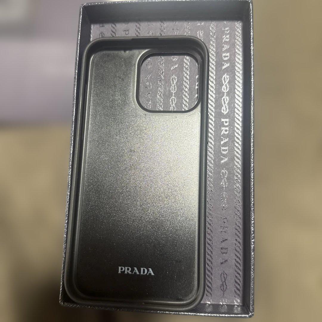 PRADA ピンクレザー iPhoneケース　15pro MAX