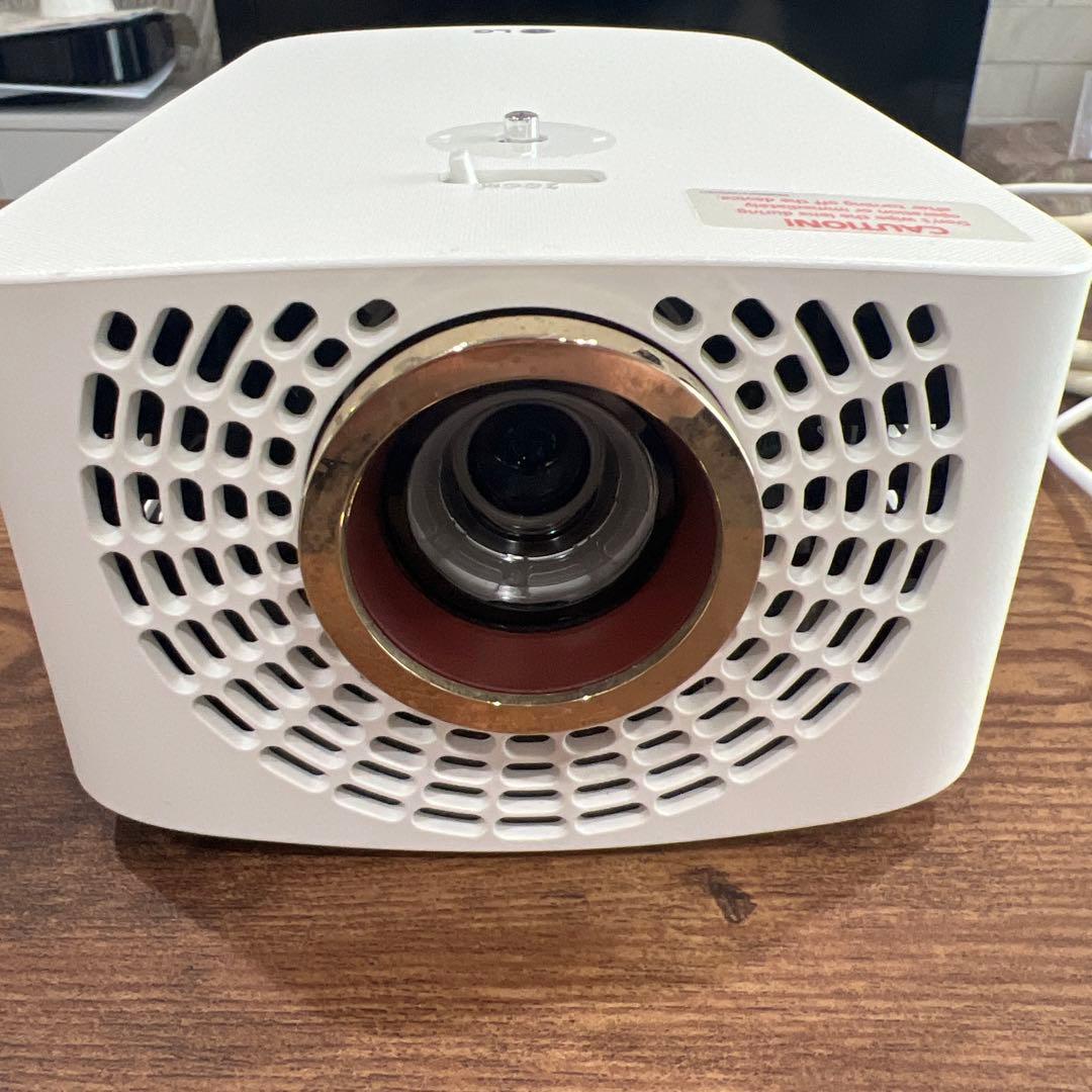 HF60LS プロジェクター