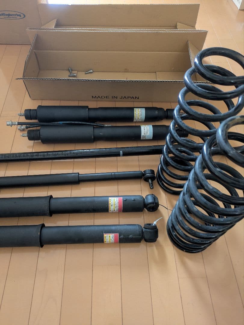 ランクル　gdj76w 中古純正サスペンションキット 一式