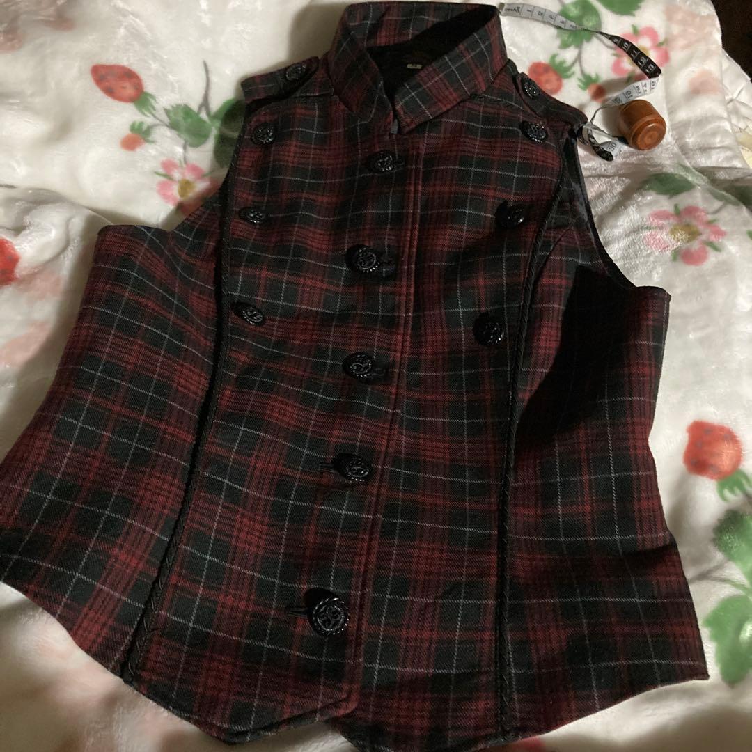 MIHO MATSDA赤と黒のチェック柄ダブルブレストベスト