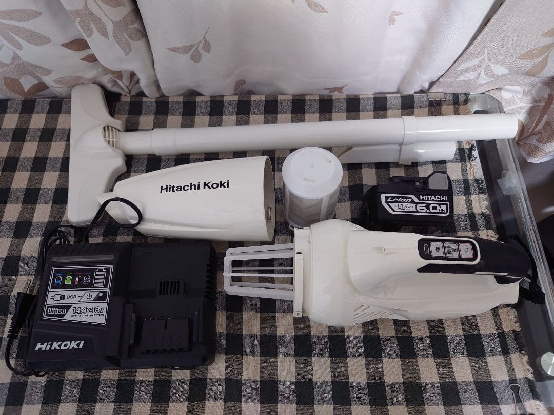 おしお　Hitachi Koki コードレス掃除機 14.4V 6.0Ah