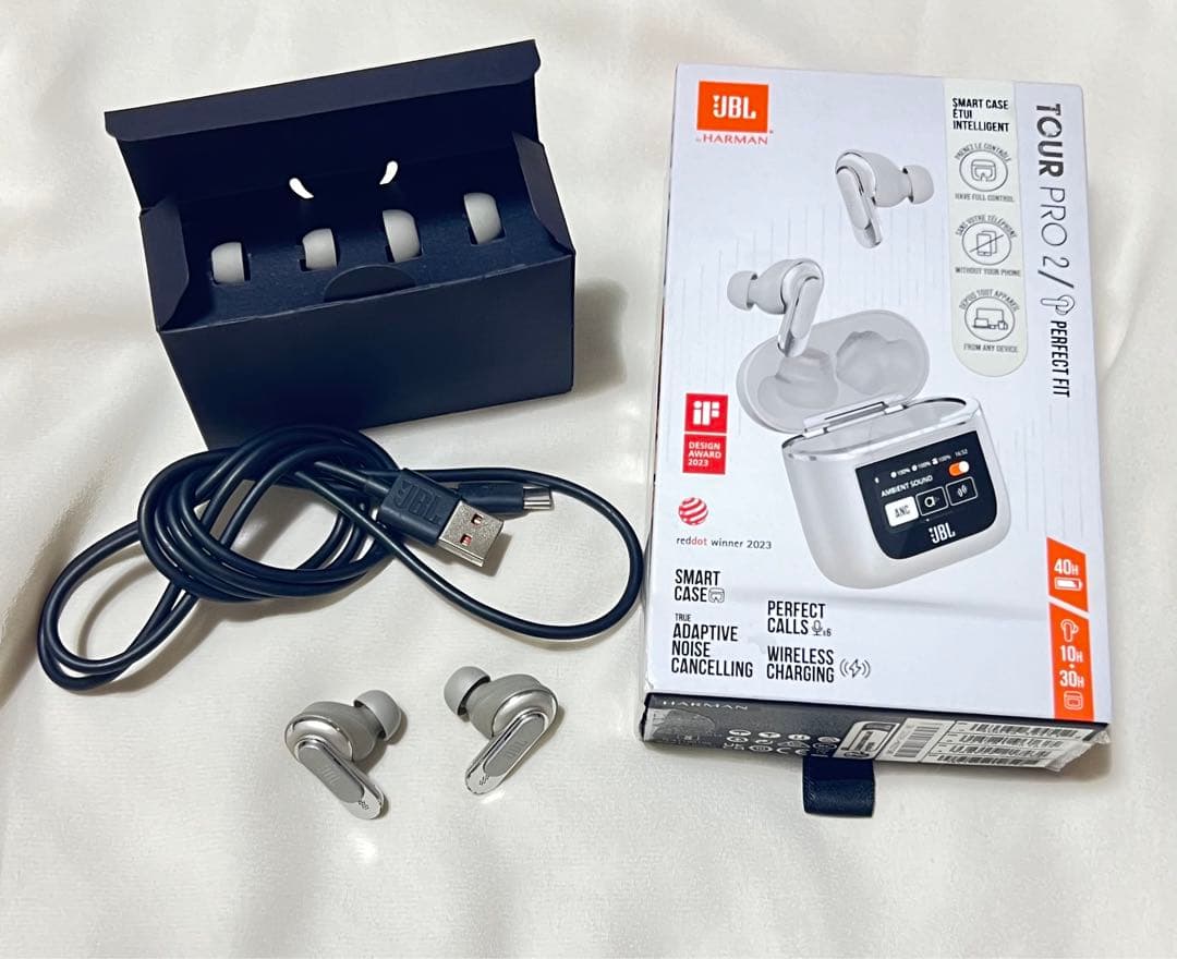 JBL Tour Pro 2 ワイヤレスイヤホン/シャンパン