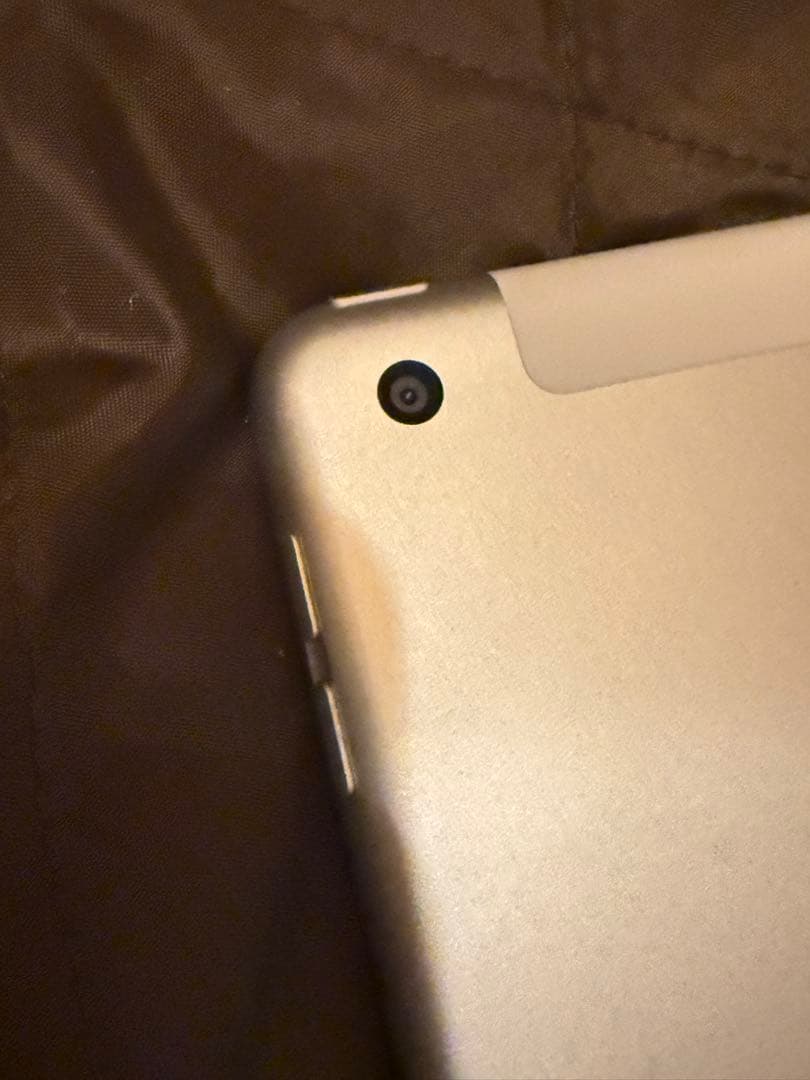 iPad 第9世代 64GB（SoftBank） 未使用に近い