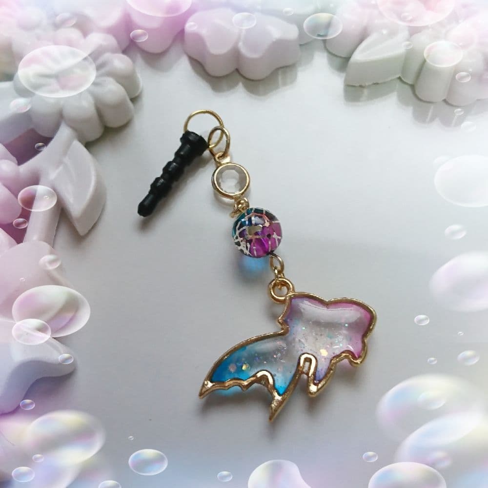 グラデ金魚のイヤホンジャックε( ε•o•)э。゜