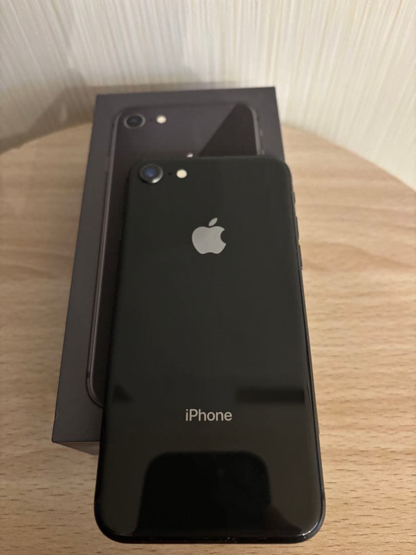 Apple iPhone 8 本体　2台セット