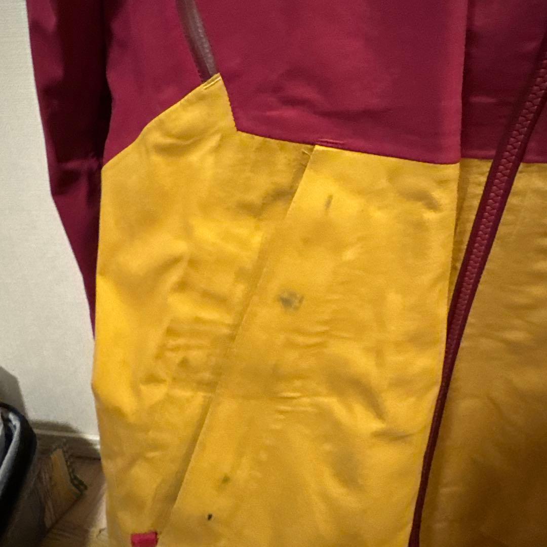 Burton [ak] スノーボードジャケット Sサイズ