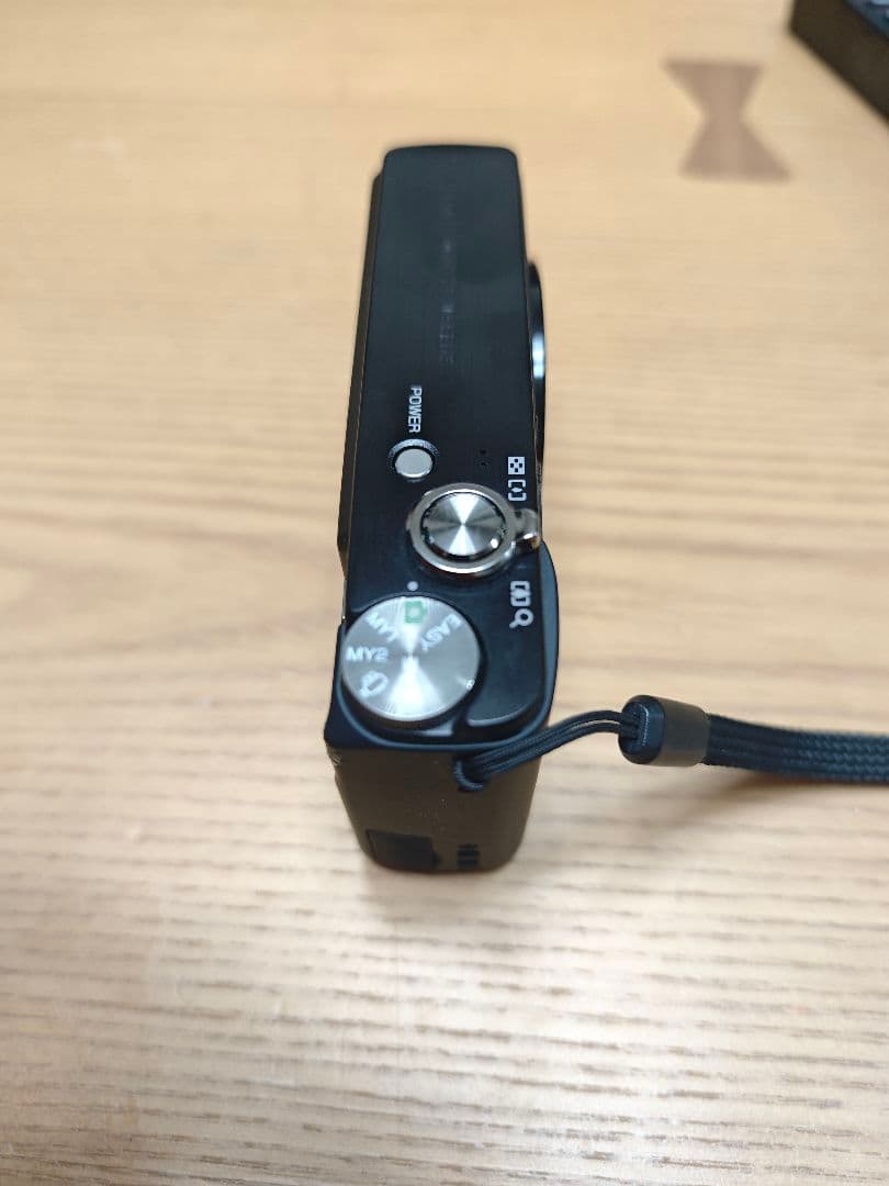 RICOH R10 コンデジ