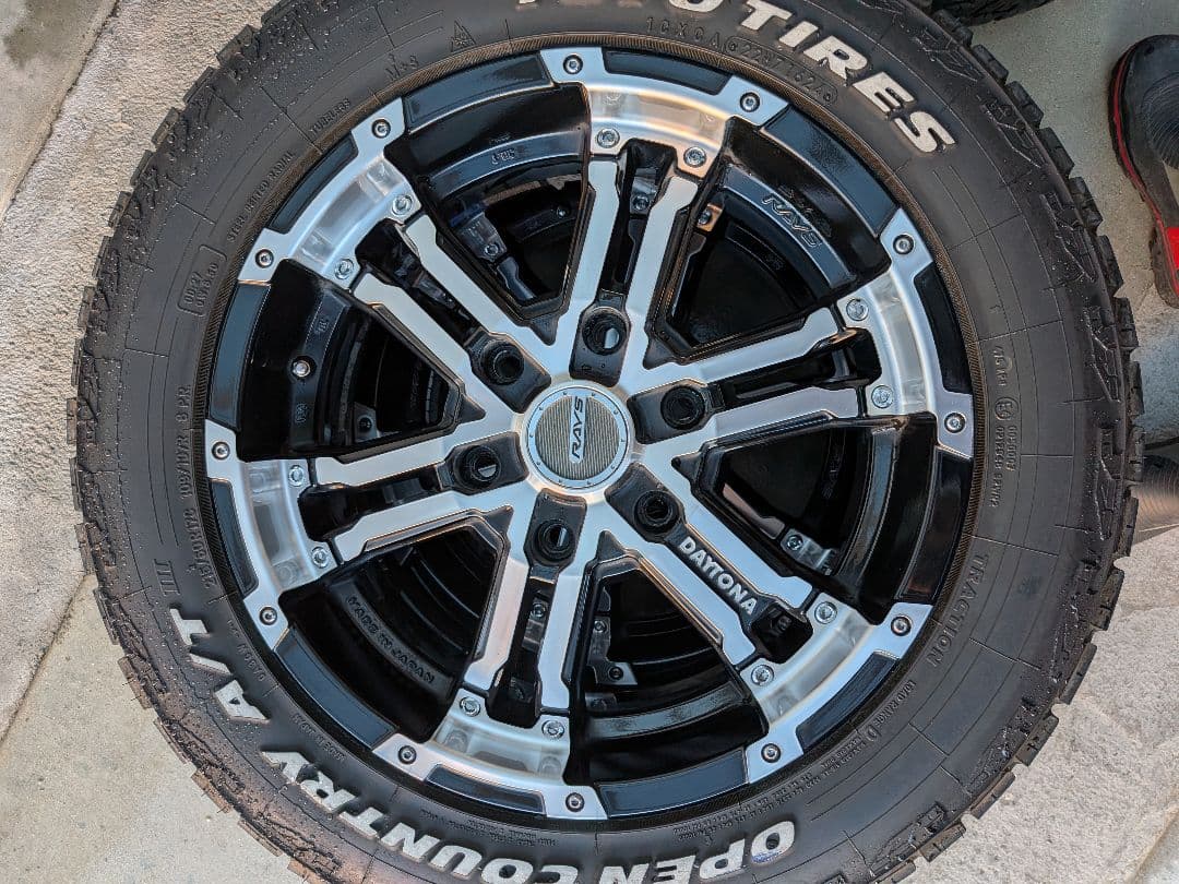 s*s様 RAYS FDX　OPEN COUNTRY　AT3　17インチ　ハイエ