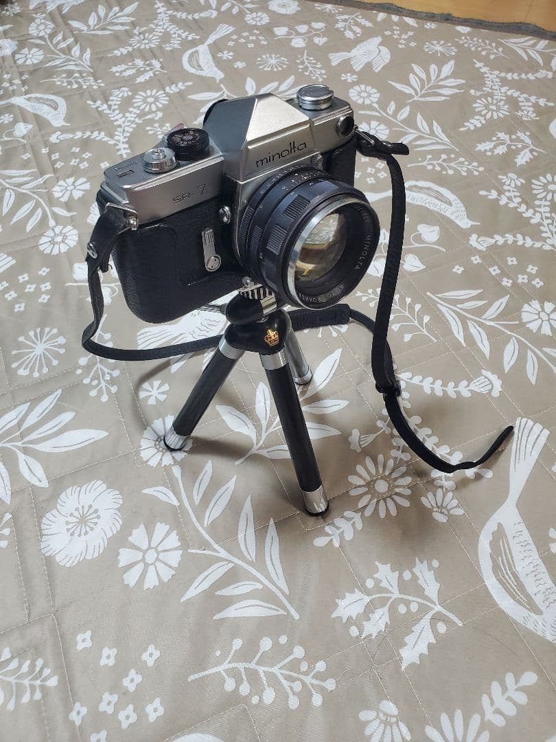 ⭐昭和レトロ希少カメラ⭐ Minolta SR-7 フィルムカメラ、三脚足セット