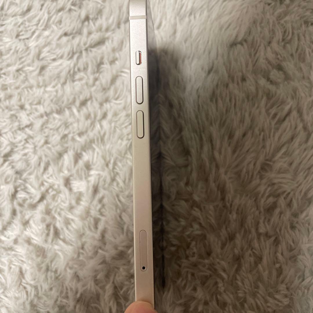 iPhone13 256GB 本体　スターライト