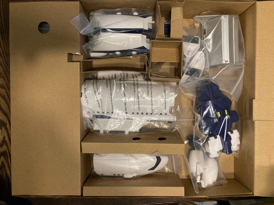 DXスカイブレイバー　ANA ジェット旅客機　トミカ