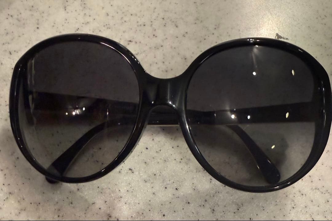 CHANELラウンド型サングラス